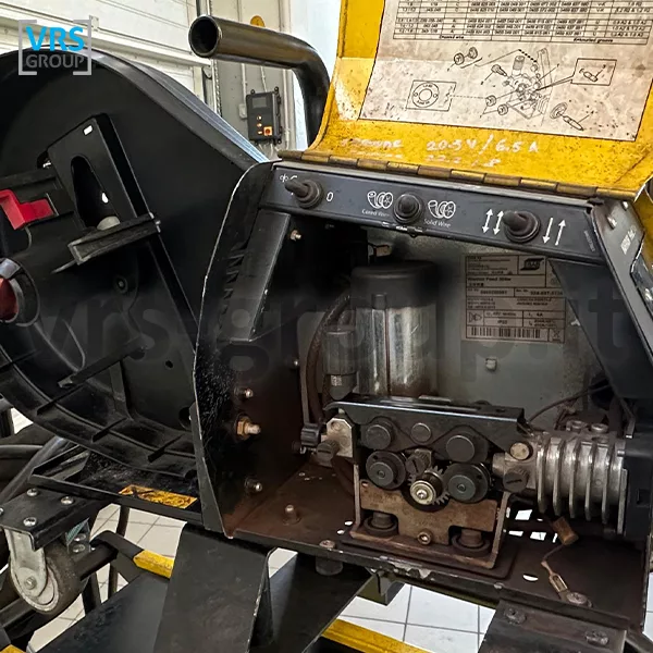SCHEDA469 - ESAB WARRIOR 500i CCCV - WARRIOR FEED 304W saldatrice MIG revisionata